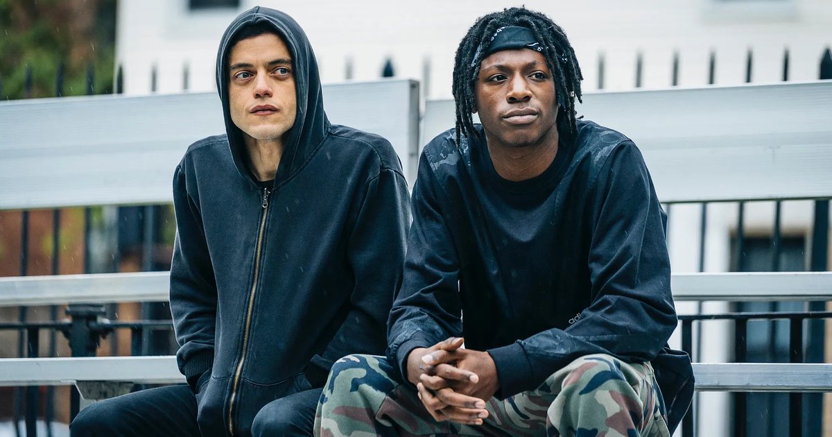 ValWhoOnline's tweet photo. Il est 00h38. 

Et étant le 23 Août, depuis 38 minutes vous devriez TOUS être devant #MrRobot car dorénavant disponible, aussi, sur @NetflixFR. Alors si c’était pas déjà fait, ailleurs ou en temps réel, il n’y a plus AUCUNE raison de ne pas (re)vivre ce chef d’œuvre. Go. https://t.co/IprU8rMfJe