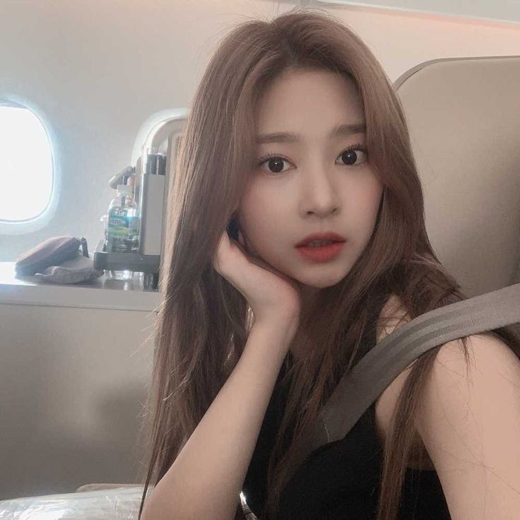 thinking about minju (@minjoothinker) on Twitter photo 