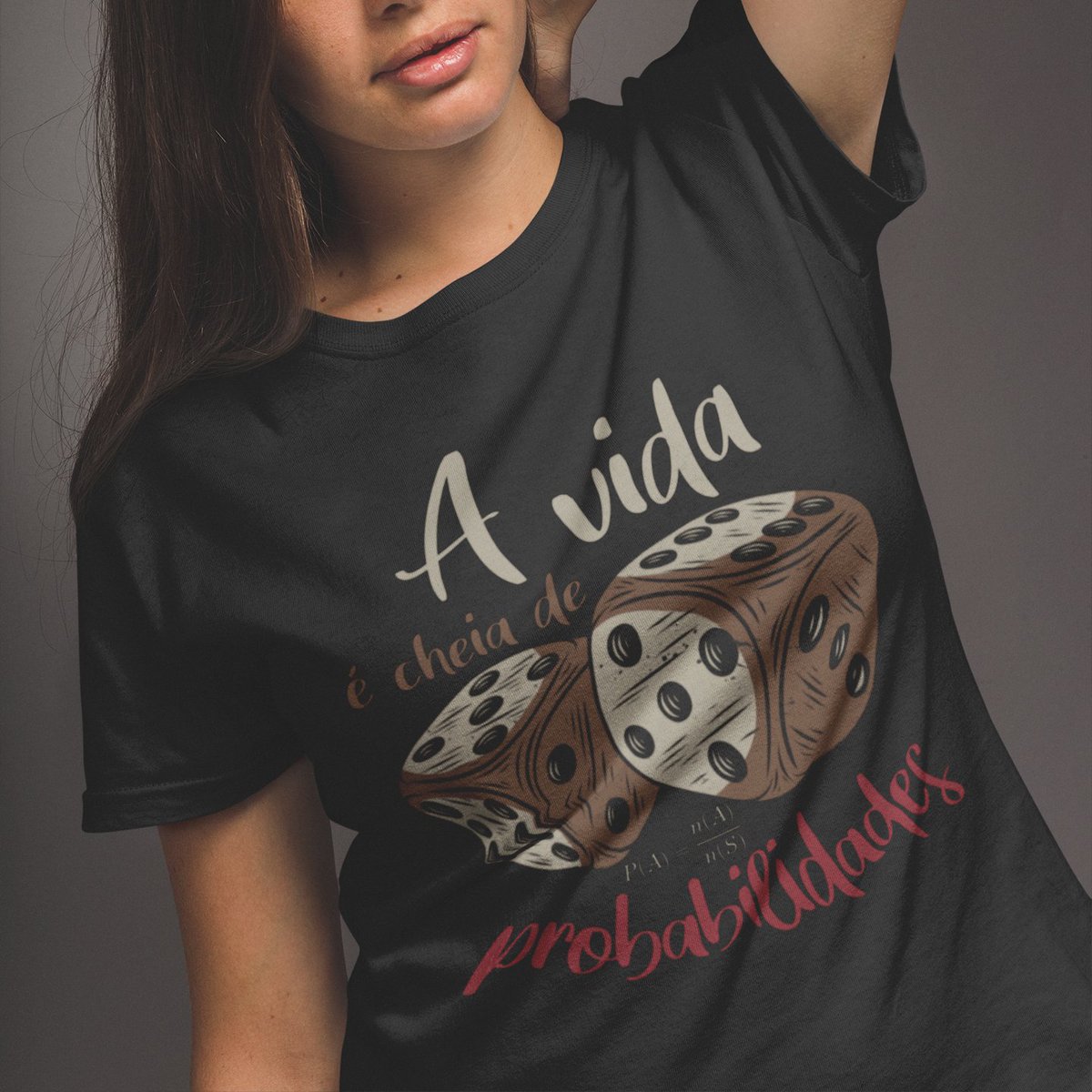 CamisetasExatas's tweet photo. 👕 Camiseta 👉 Cheia de Probabilidades https://t.co/AKDT9BGqqG A vida não está fácil pra ninguém. Ela é cheia de probabilidades (trocadilho com possibilidades). #camisetasdeexatas #probabilidade #matematicando https://t.co/EsGee6rL4S
