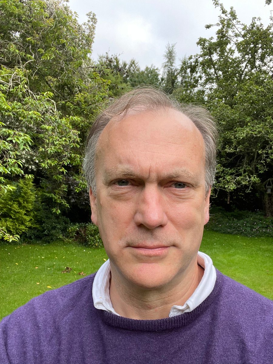 The Bruker Prize 2022 is awarded to Professor Graham Smith for his pioneering contributions to the development and application of  high frequency EPR instrumentation.