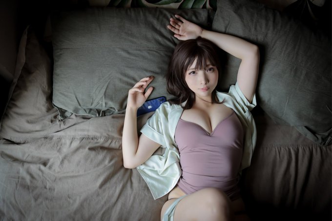 コスプレイヤーイズ氏のTwitter画像12