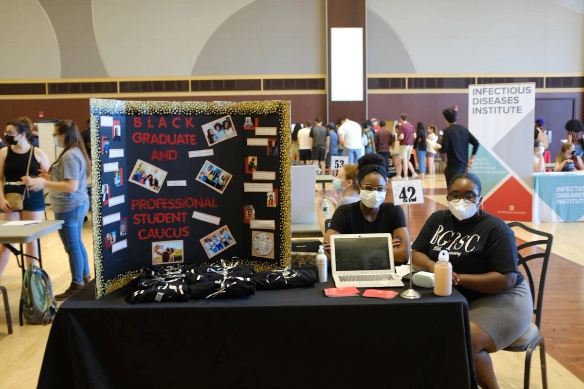 bgpscatosu's tweet photo. Back at it again! BGPSC representing at the Graduate Informational Fair! https://t.co/edkZnpMTdC