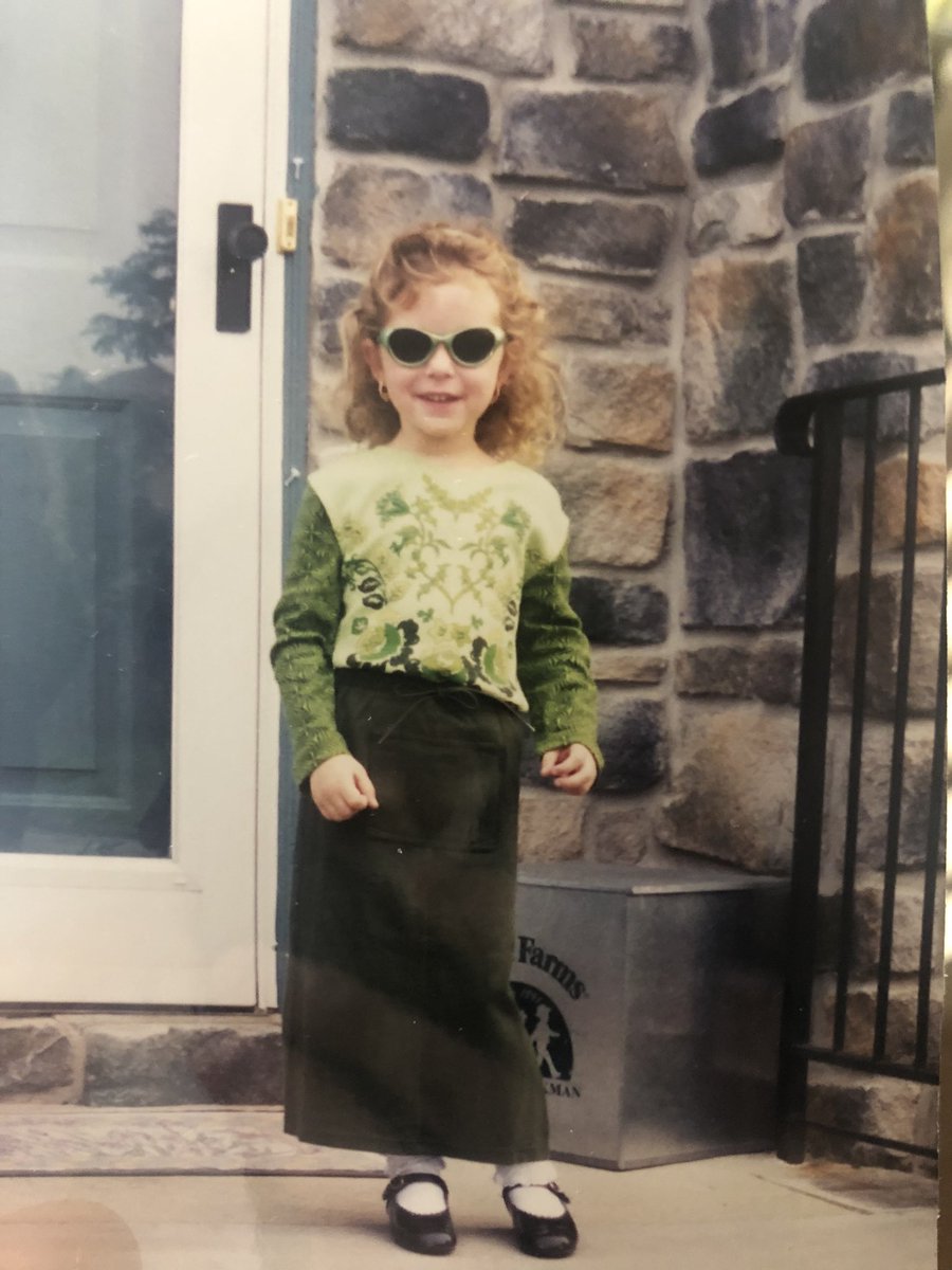nickel_bake's tweet photo. bet you guys didn’t know I was a fashion icon https://t.co/rGqaZgwSdF
