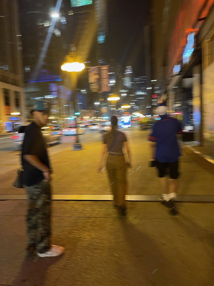 📍