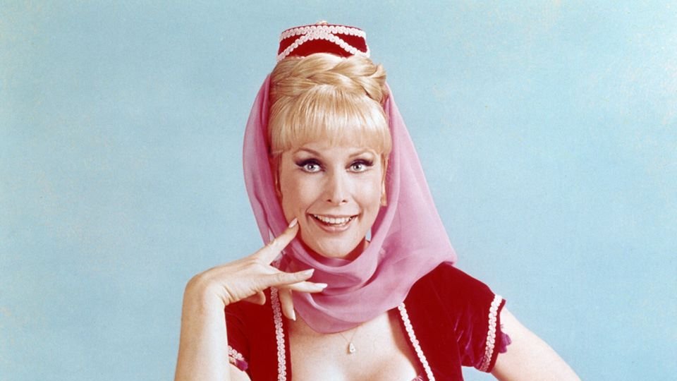 Happy Birthday to actress and singer, 
Barbara Eden (August 23, 1931). 