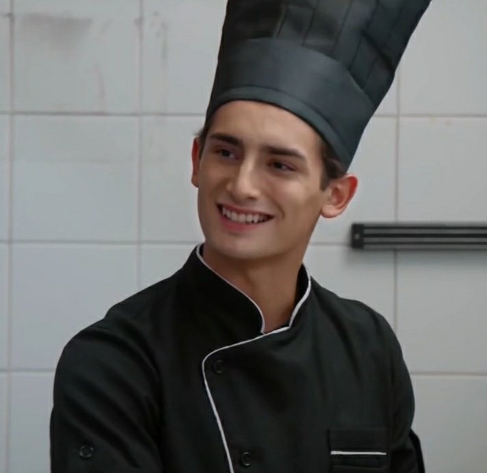 stxrrymailo's tweet photo. Brillas y brillas tan lindo <3

EMILIO ACTOR FAVORITO https://t.co/FC8H8kftM7