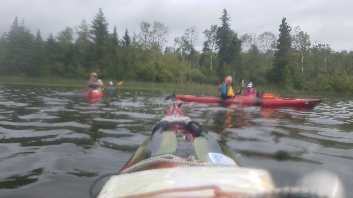 BryanSarauer's tweet photo. What a day, what a weekend, and I'm not done yet! From Friday afternoon through this afternoon I've been joining my good friends Jeff and Lauren helping with Jeff's Kayak Hoedown for the @stooncanoeclub. It was a ton of fun! So many paddlers eager to play on and IN the water! https://t.co/rvVMFbeYBC