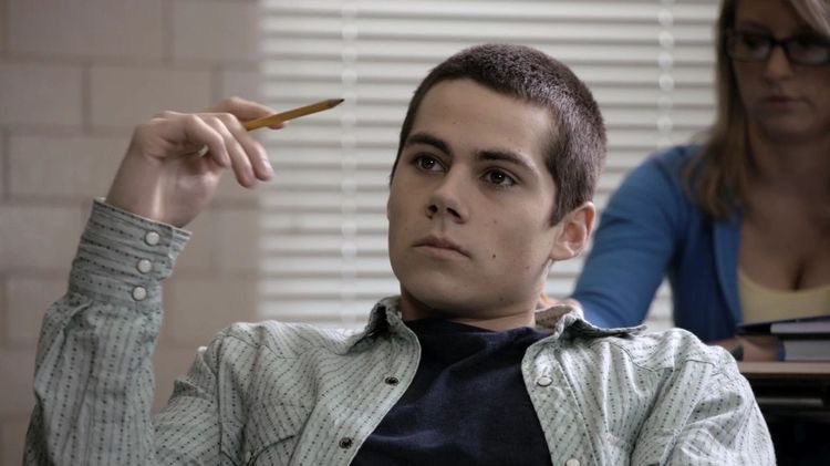 dobswifey's tweet photo. dylan o’brien owns this hairstyle https://t.co/8Vt65TV8y7