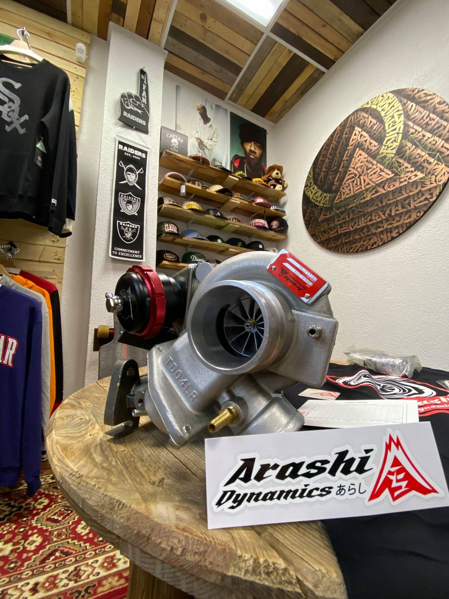 ArashiDynamics's tweet photo. Great unboxing video of Arashi SRT4 bolt-on turbocharger from @dzhedyd
Installing on Chrysler PT Cruiser GT2.4 from Latvia
👉 https://t.co/BszSwzsdvA
---
#arashidynamics #arashiturbo #dodge #srt4 #chrysler #journalbearing #turbochargers https://t.co/X9riUd8asL