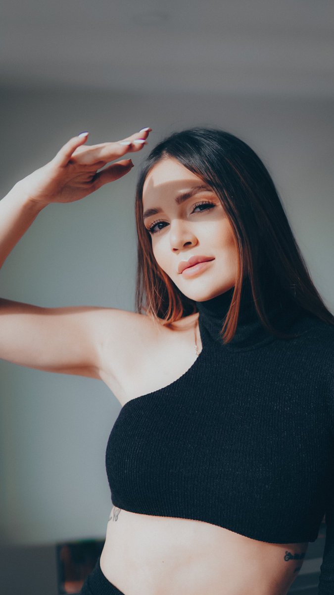 Lina_Tejeiro's tweet image. Que vengan tiempos mejores. ✨