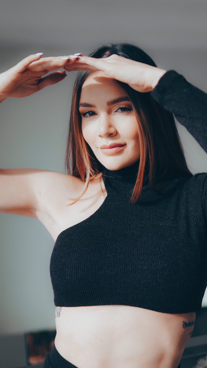 Lina_Tejeiro's tweet image. Que vengan tiempos mejores. ✨