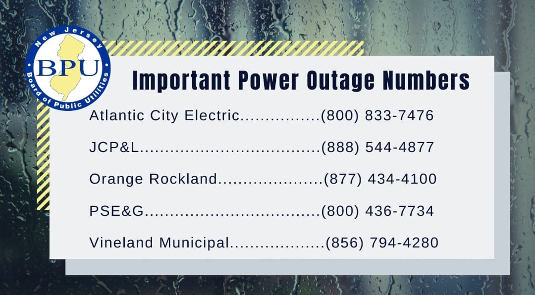 ReadyNJ's tweet image. ⚡️ STEER CLEAR OF DOWNED POWER LINES ⚡️
Utility crews are actively working to restore power lost as a result of Hurricane Henri. Use caution in areas where power lines are still down! Never assume that a downed power line is not energized, as it still could be “LIVE.” #StaySafe