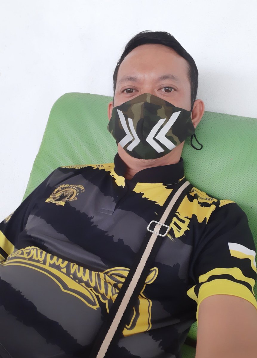 atanxmen's tweet photo. Assalamualaikum Sahabatku...
Didoakan semoga kalian sentiasa didalam barakah rahmat serta hidayah Allah swt jua, serta beroleh perlindungan Allah swt dari bahaya virus Covid19 serta menjalani Kehidupan ini dengan penuh kasih sayang bersama keluarga tercinta ..Aamiin YRA... https://t.co/b4ZYBjoinl
