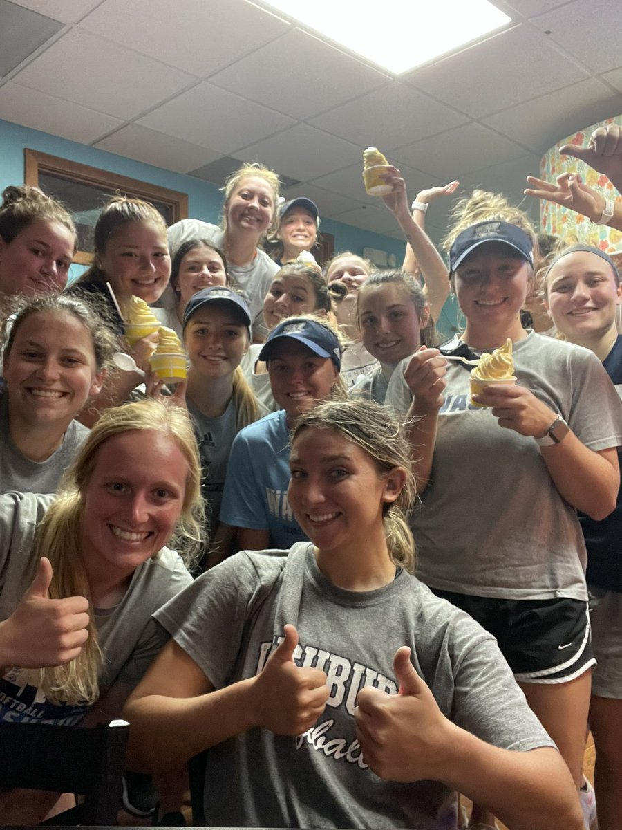 IchabodSB's tweet photo. Finished the weekend with a workout and some ice cream! https://t.co/La4Xv6hN7e