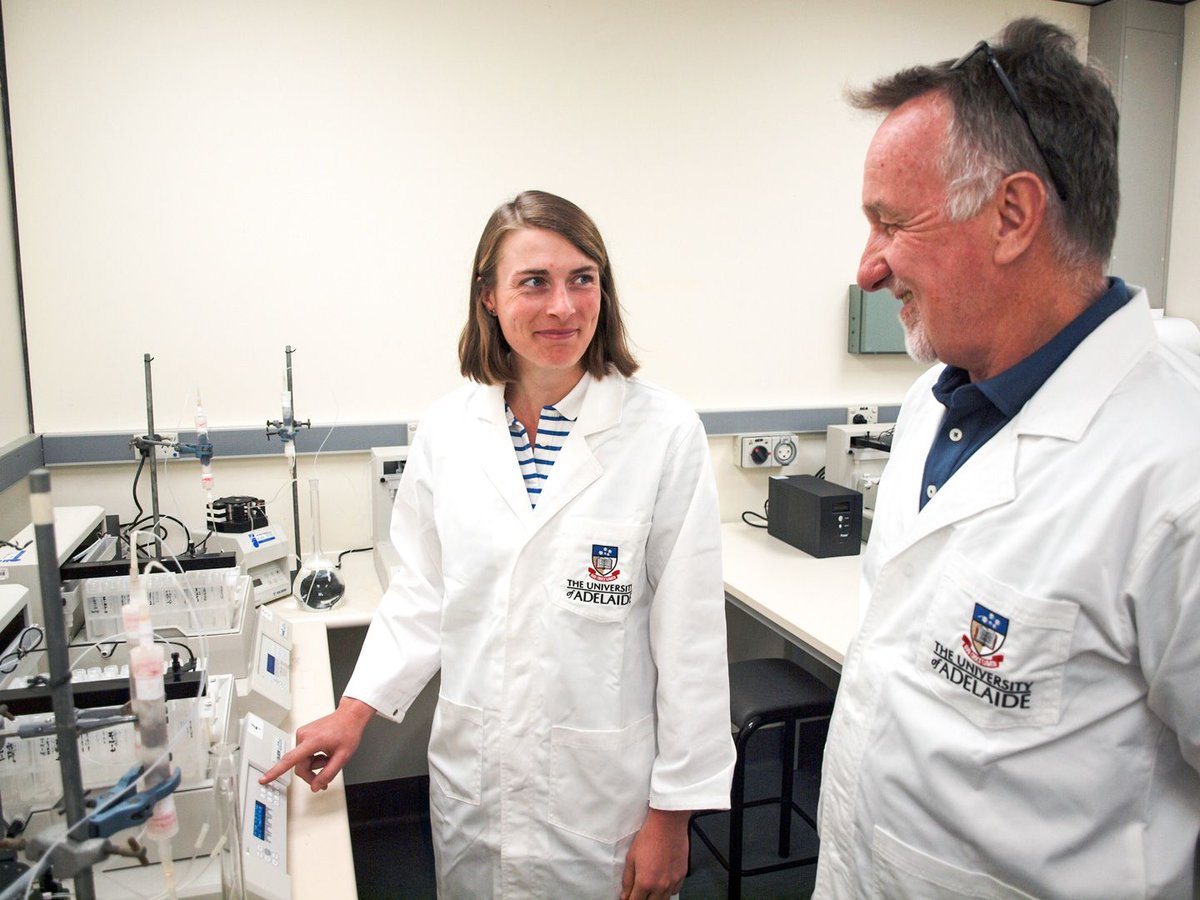 UofA_SET's tweet photo. Podcast: What's the future of #fertiliser?
@MJMCLAUS talks about smarter #fertilisers &amp; developments in #fertilisertechnology incl. potential/challenges for nano-technology in crop nutrition

🎧 https://t.co/13bOLSudXh
@WaiteResearch #Agriculture #Fertilizer #FertilizerTechnology https://t.co/zL5fJkW2yt