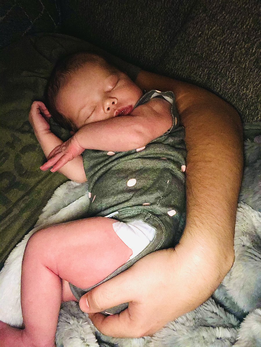 cummings_kade's tweet photo. We both love after dinner naps 🤙🏼
#titfaced🍼 https://t.co/9APYMmTNFj