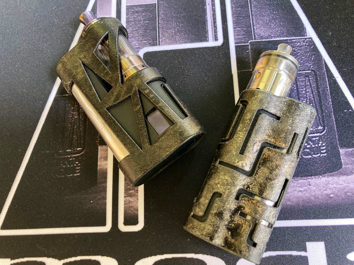 VapeShop_Frog's tweet photo. 🎉近日入荷🎉
長らく…大変長らくお待たせ致しました🙇♂️
APM ModsのオーダーメイドカバーとMIA SESSANTA、MAIAがそれぞれ近日入荷致します😭
『楽しみに待っていてくれた皆さんの為に会心の作品を作りました😌』
とのことです🔥
販売日等続報お待ち下さいませ🙇♂️
#frog #仙台 #vape #APMMods https://t.co/0XnmuYQUxm