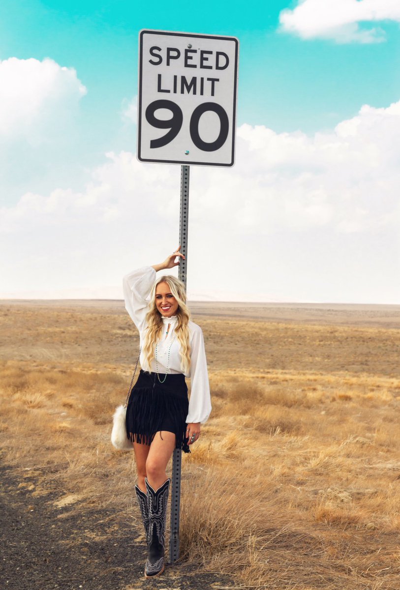 FallonWentz's tweet photo. 90 or nothin, Cowboy. But take me with you. 🖤 https://t.co/VENBr1ZMdO