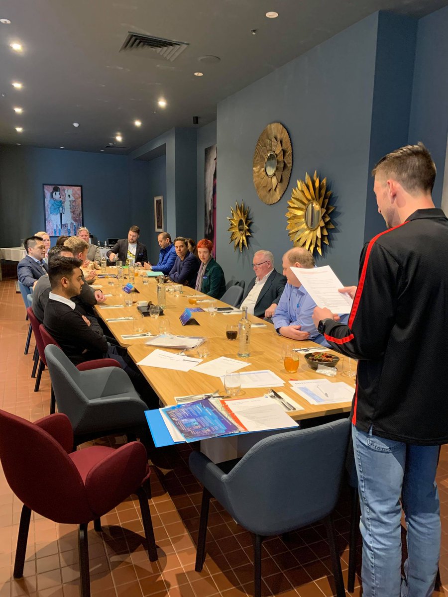 D32Australia's tweet photo. Great collaborative discussion around customer service and how we can improve the processes we currently have to make more money and have happier clients

#thepowerofconnection #businessgrowth #referralnetwork #perthwa #customerservice #district32 #perthcbd https://t.co/sWjG3pMN16