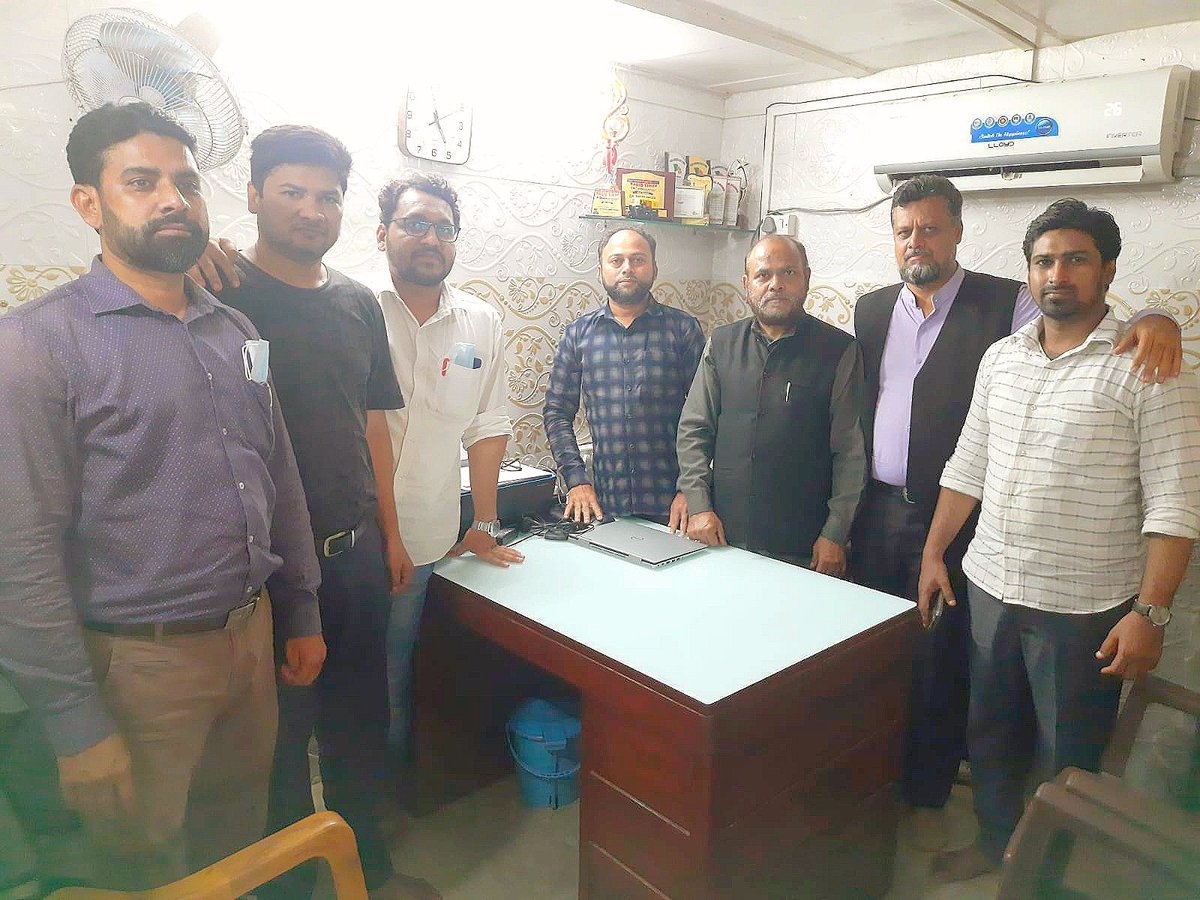 MaqsoodAlamU's tweet photo. A delegation of @WelfarePartyIN #Mumbai visited Charkop Assembly and Malad Assembly in Mumbai to meet Dignitaries regarding #JoinWPI membership campaign and requested them to Join party and be a part of #ValueBasedPolitics. https://t.co/ycarf0bA7z
