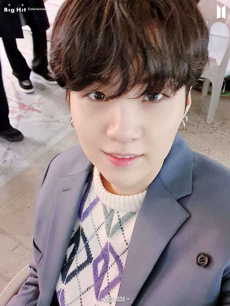 agust_d3_'s tweet image. 나는 그것이 그립다