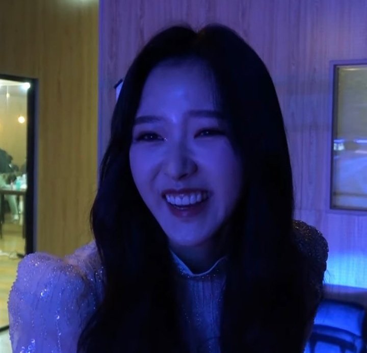 olivia hye thinker 💭 (@thoughtsforhye) on Twitter photo 