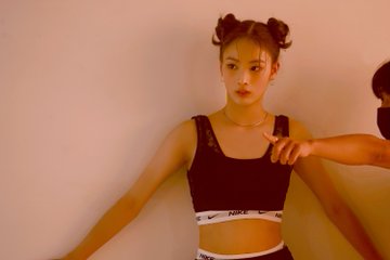 keitadj3's tweet photo. JYP新人ガールズグループ、ティーザー追加公開

実力・ビジュアルを備えたエース、ジニ
#JYPn
#지니 #JINNI 2004年生まれ https://t.co/SAdqinv9nM
