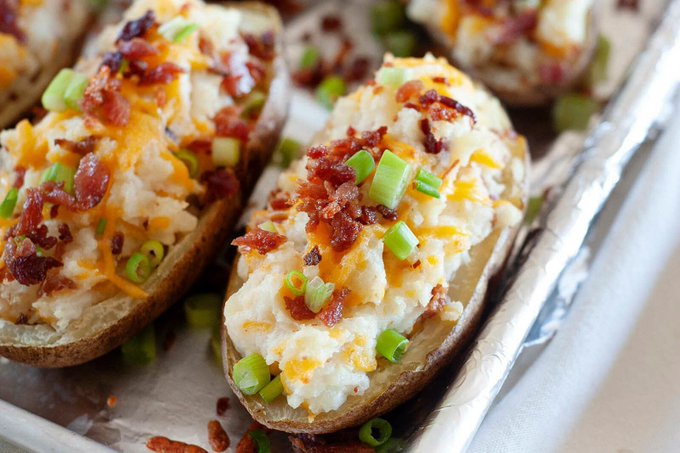 what's your favorite way to eat potatoes https://t.co/EAvw69t2yy