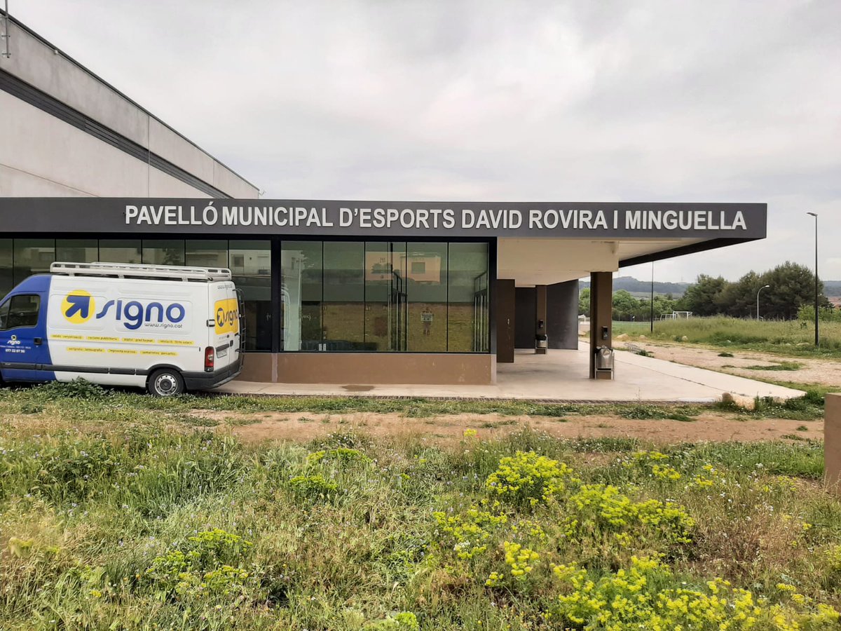 SignoReus's tweet image. #Diseñamos y #producimos letras y logotipos #corpóreos en relieve de cualquier tamaño con posibilidad de iluminar. Nos encargamos también de la instalación tanto en interiores como exteriores de tiendas, locales comerciales, almacenes, etc.

signo.cat
☎️ 977320796