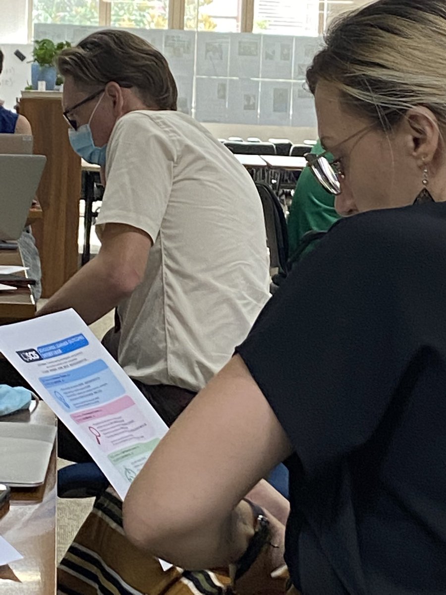 LizGale55's tweet photo. #scispudong US faculty taking time to reflect on our school wide learner outcomes and the ways in which we are developing these skills / attributes in students. #scis #knowledgeable_inquirers #self_directed #learners #positive_contributors #innovative_thinkers https://t.co/AGjsoSkIH6