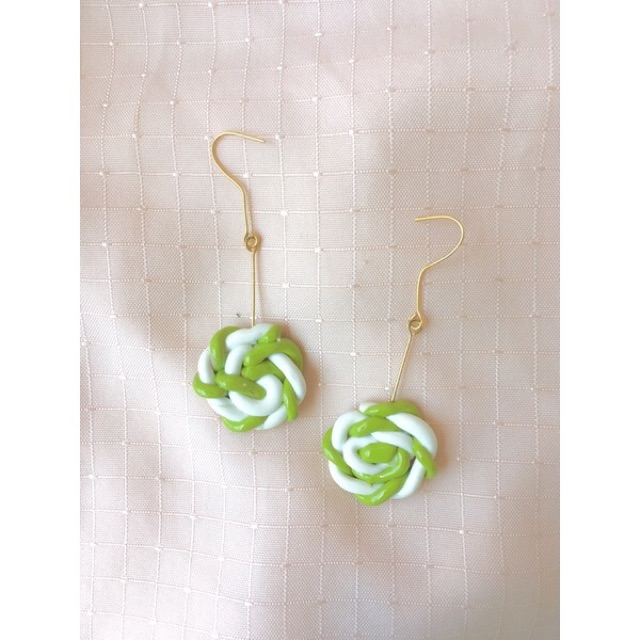 hunny_beeph's tweet photo. I'm selling Candy polymer clay earrings for ₱130. Get it on Shopee now! https://t.co/Jc0CDE8bwl #ShopeePH https://t.co/efAQVOJlE4