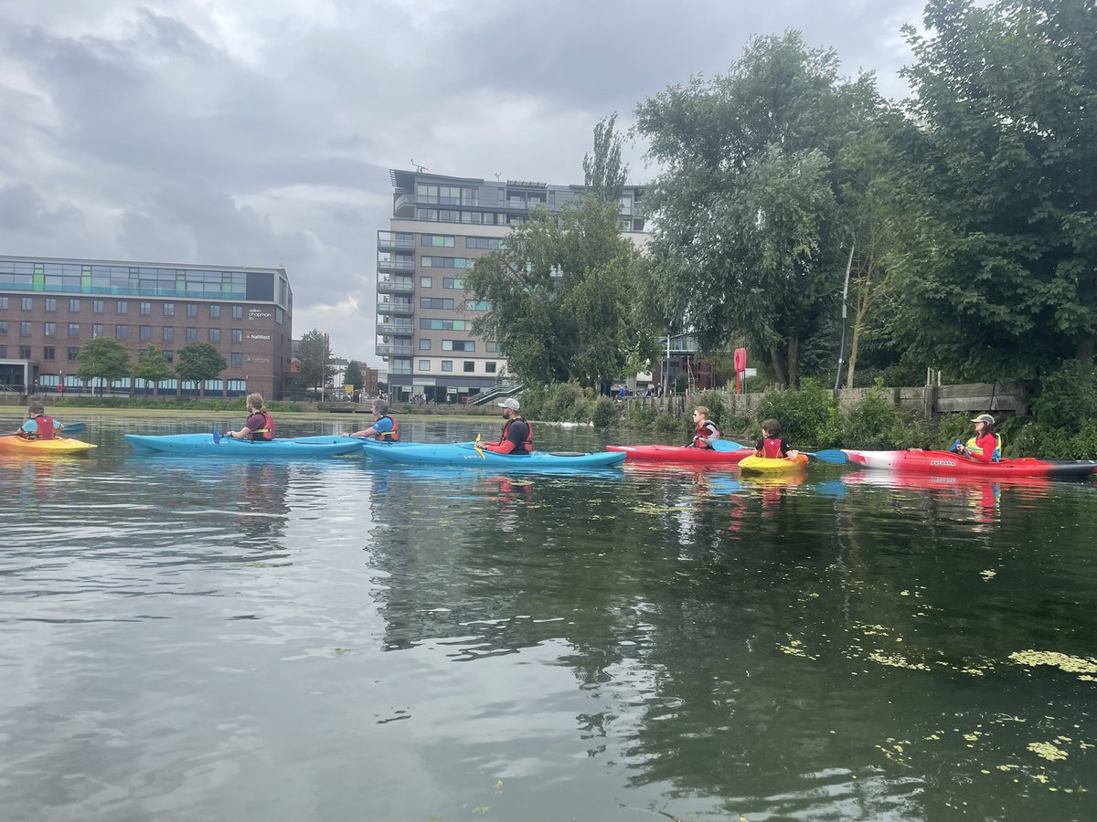 markd_laker's tweet photo. After a varied weekend, its back to a varied and interesting week in the home office. #kayaking #lakerdogs #dogsoftwitter https://t.co/n94liQqGdD