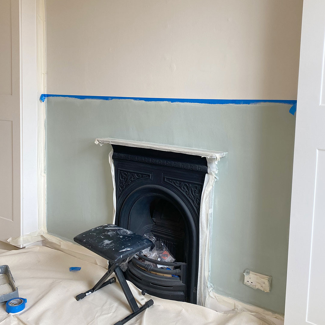 duluxuk's tweet photo. We adore the gorgeous split wall technique Lucy. She went for Egyptian Cotton and Tranquil Dawn to create a beautiful feature wall – in just one coat!
Full story https://t.co/QMMNnFJHKl
📸: https://t.co/QSaqSxCPLw
🎨:#EgyptianCotton #TranquilDawn #SimplyRefresh https://t.co/E43MverDfo