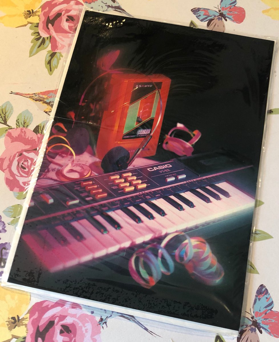 WatsonsVintage's tweet image. A SUPER FUN Card in my #etsyshop : RARE Circa 1980s Vintage/Retro Blank Photo Birthday Card with a Music Theme #SanyoWalkman #CasioKeyboard #RetroPhotoCard -Fun, Nostalgic Card etsy.me/3za7ZjB #1980sBirthdayCard #MusicLoverCard #NostalgicCard #MusicThemedCard