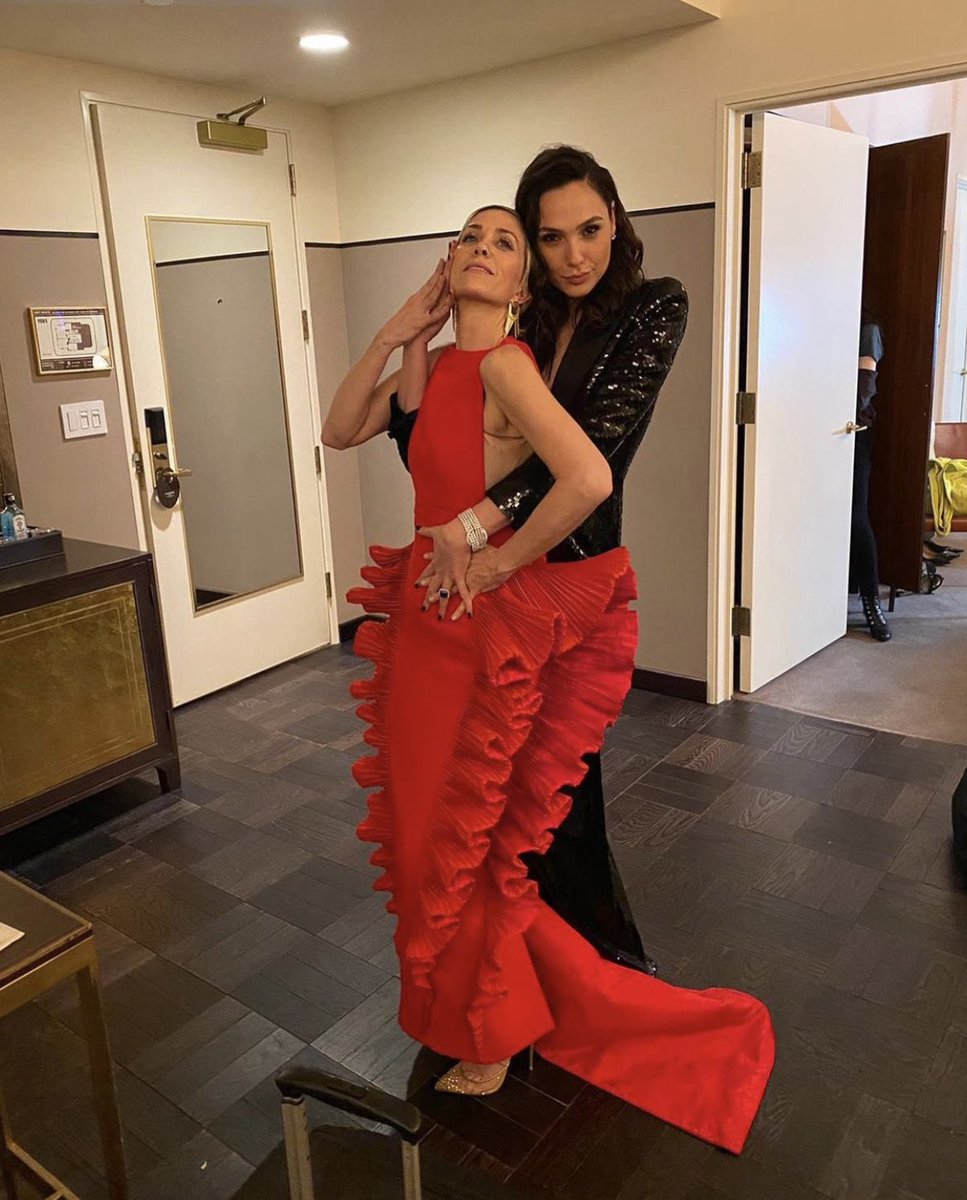 GalGadot tweet picture