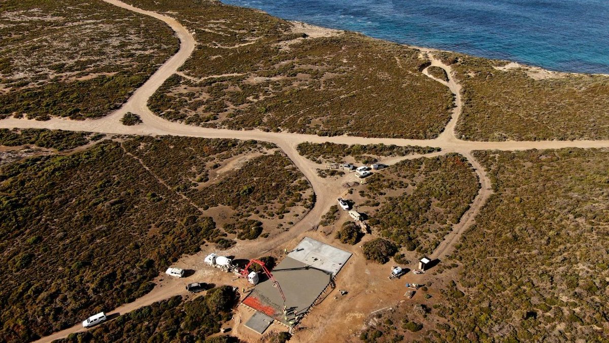 AusSpaceAgency's tweet photo. We have granted tiSPACE (@LaunchService) with approval for a commercial rocket launch under the Space Act 2018 π
@SouthernLaunch's Whalers Way Launch Complex in #SouthAustralia will be the launch pad for a 10m, two-stage, sub-orbital rocket. Read more: https://t.co/LD040HIXZl https://t.co/PfW7RNdBt5
