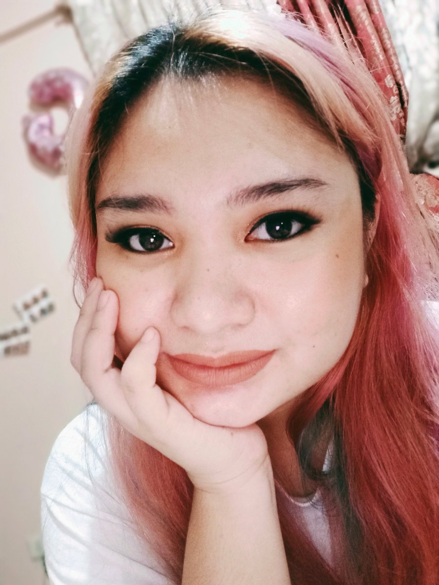 xxemxxi's tweet photo. Pagod na akong magswipe sa dating app. Benta ko na sarili ko dito. (Char)
Di man ako kasing ganda at galing ng bias mo, kaya kong magspazz kasama ka. 😂

#KPopMerchPH #wtsday6stuff #wtsgot7stuff https://t.co/RatUqBeIh3