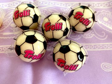 サッカーグミはどこで売ってる 穴場や通販情報もあり ラフスタイル
