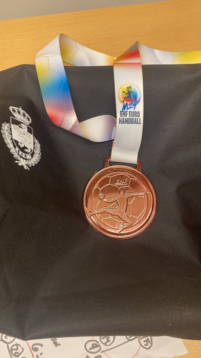 Javier Fernández tweet media