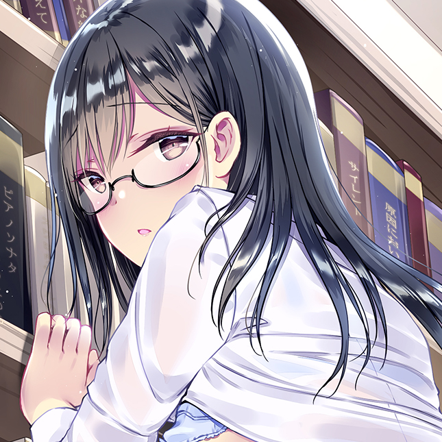 静かにしないと怒られちゃう・・・ 