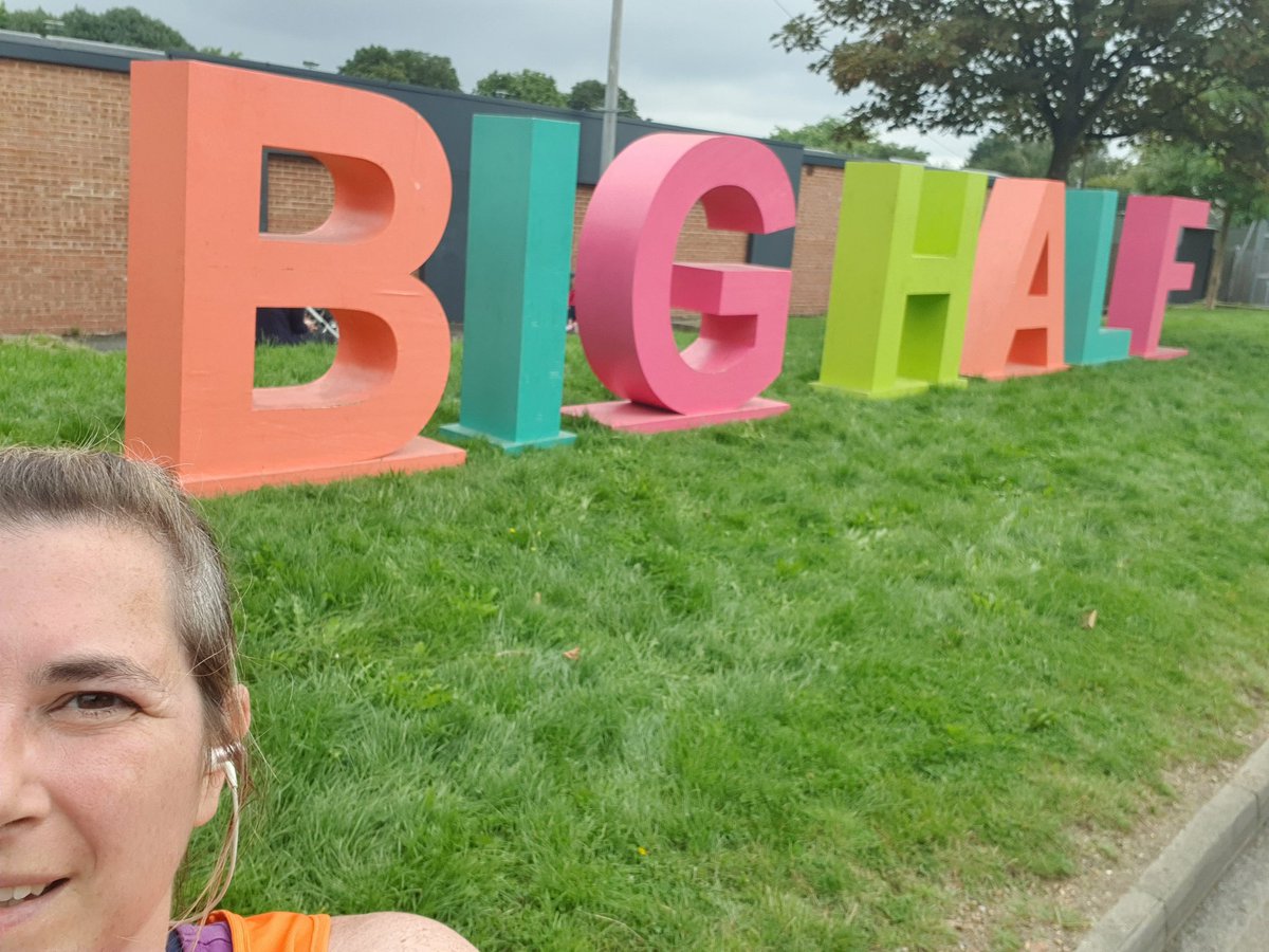 debsydee's tweet photo. @OfficialBigHalf - I did it!!!! 😁
Slower than previous years - but with a lot less training - so I'm super proud of myself! 🥰
Next year I'll prepare a lot better!
To donate to my fundraising for @mndassoc pop over to https://t.co/BRgndvl78z
Ta 😘🧡💙
#bighalf #runMND #proud https://t.co/xajnfNvQ88