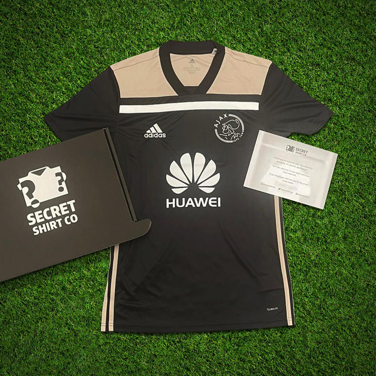 secretshirtco's tweet image. If Jamie Vardy 🏴󠁧󠁢󠁥󠁮󠁧󠁿 or Michail Antonio 🏴󠁧󠁢󠁥󠁮󠁧󠁿 score ANYTIME tonight, we’ll give away a SecretShirt.co box      

To enter: 

🔃 Retweet this tweet.
🤝 Follow us.

Good luck! 🙌