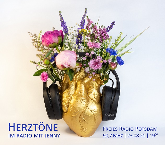 JennyPoeller's tweet photo. ♡ Herztöne | 23.08.2021 | 19.00 frrapò - freies radio potsdam @FrrapoPDM  | 90,7 MHz (88,4 in Berlin) 
Heute: eine musikalische Reise in die Vergangenheit mit Robert Kapp @jimmi2times 🙃
#montagistradiotag #freiesradio #potsdam https://t.co/0BCuy6vvc4