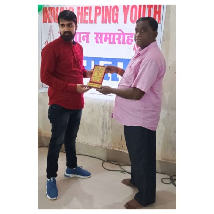 India's Helping Youth tweet media