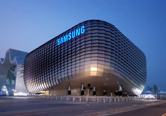NewsCryptoLive's tweet photo. #ByteNews #BEXT
Janus Henderson raporuna göre:
Şirketler Küresel Salgın öncesi döneme dönüş işaretleri veriyor.
#Samsung dünyada en çok kâr payı ödeyen şirket olarak #Nestle'ı geride bırakırken listenin ilk beşinde Samsung, Nestle, #Rio_Tinto, #Sberbank ve #Sanofi yer aldı https://t.co/svt2X5Fvkl