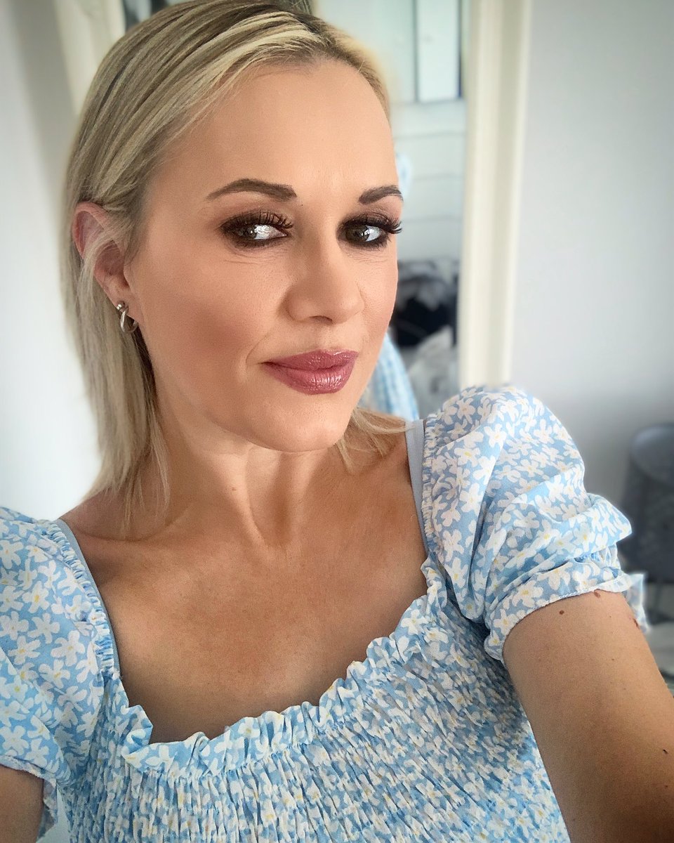 catdivasing's tweet image. #summer #summerdress #sunshine