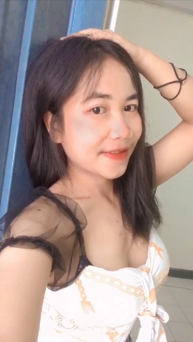 MbtPhatum's tweet photo. ส้มแป้น สาวขายเครื่องนวดไฟฟ้า ซื้อเครื่องนวดแถมไลน์ นัดเย็ดเรียบร้อย เขาไม่ให้ถ่ายตอนเย็ดนะ https://t.co/sQnASzFwEj