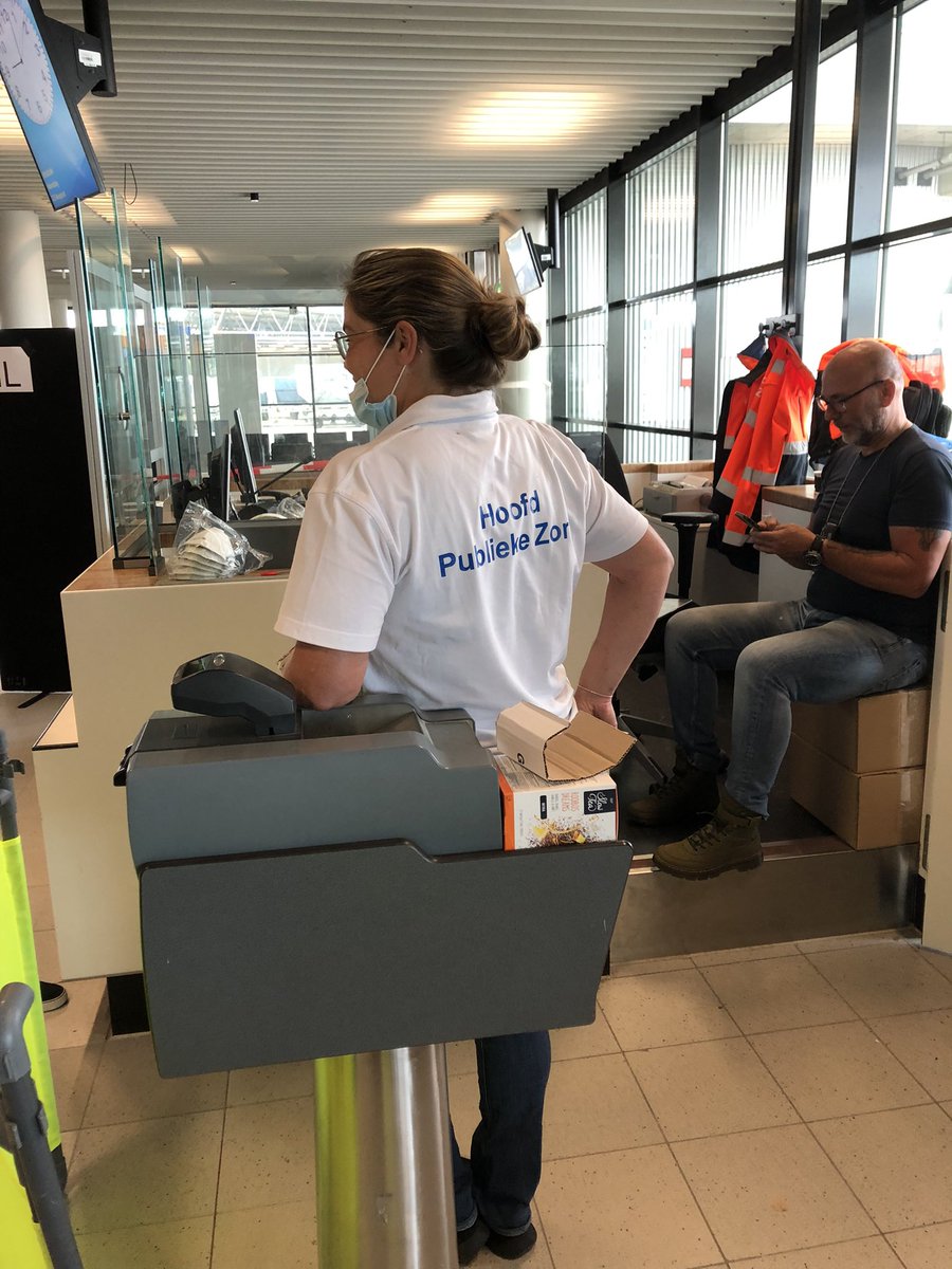 Team bevolkingszorg <a href="/haarlemmermeer/">Haarlemmermeer</a> <a href="/VRKennemerland/">VRK</a> is ook dagelijks aanwezig om hun proces uit te voeren in onze opvanglocatie. #RepatAfghanistan We doen dit samen.