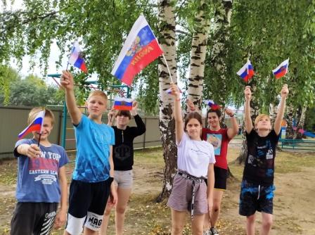 srcnes1's tweet image. #mspno 22 августа в нашей стране отмечается День Российского флага. С воспитанниками проведено тематическое мероприятие, посвящённой этой дате, целью которого являлось  закрепление (уточнение) знаний символического значения флага и его цветов, воспитание чувства патриотизма