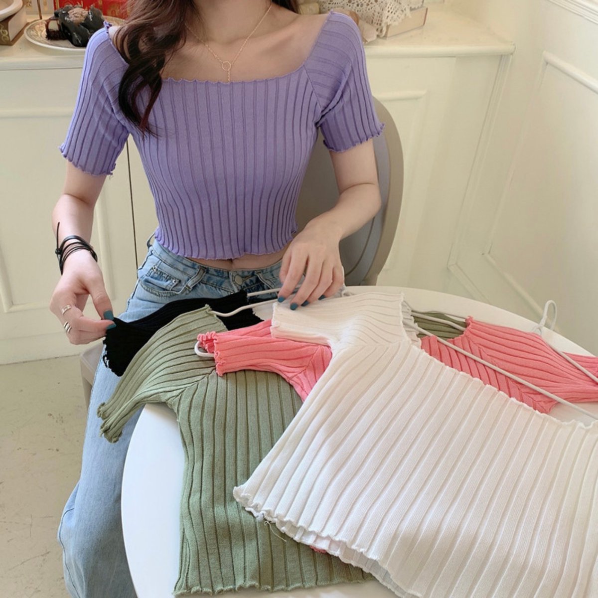 sauturnes's tweet photo. ✨price : 150
📮shipping 40 / 3 ตัวส่งฟรี
เสื้อครอปแขนสั้นสีพาสเทล ผ้านิ่มมาก เป็นลายริ้ว แต่งขอบหยักๆ ใส่เป็นทรงปกติหรือเปิดไหล่ก็น่ารักค่า มี 5 สี น่ารักทุกสีเลย
💞Color : เขียว ขาว ม่วง ดำ ชมพู
🌟Size : อก 28-33" ยาว 15" แขนยาว 6” https://t.co/heRfWLduCF